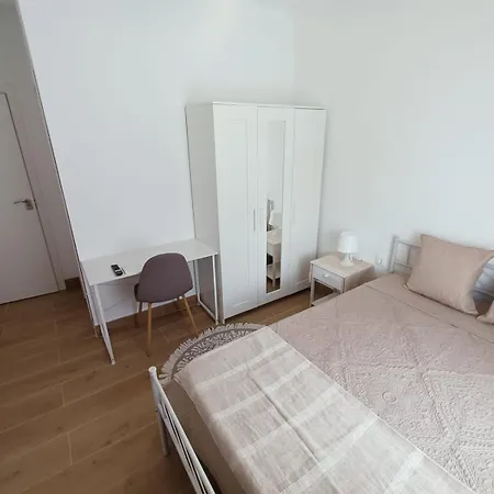 Appartement Alojamiento Centro, Corteingles